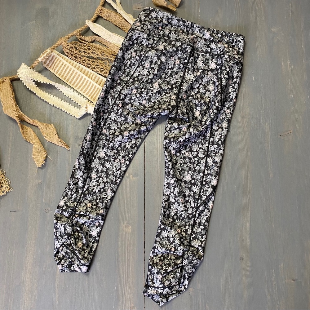 Calia by Carrie Underwood Ruched Crop - Picture 3 of 4
